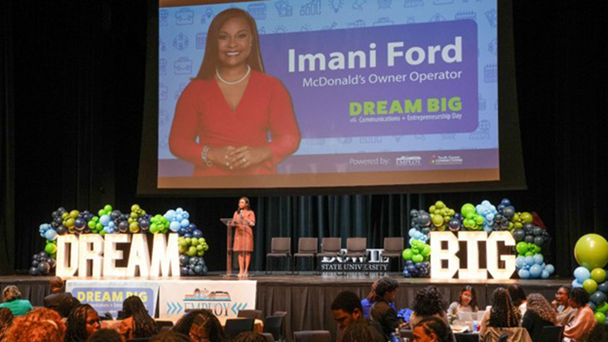 Imani-Ford-speaking-at-Dream-Big-Expo