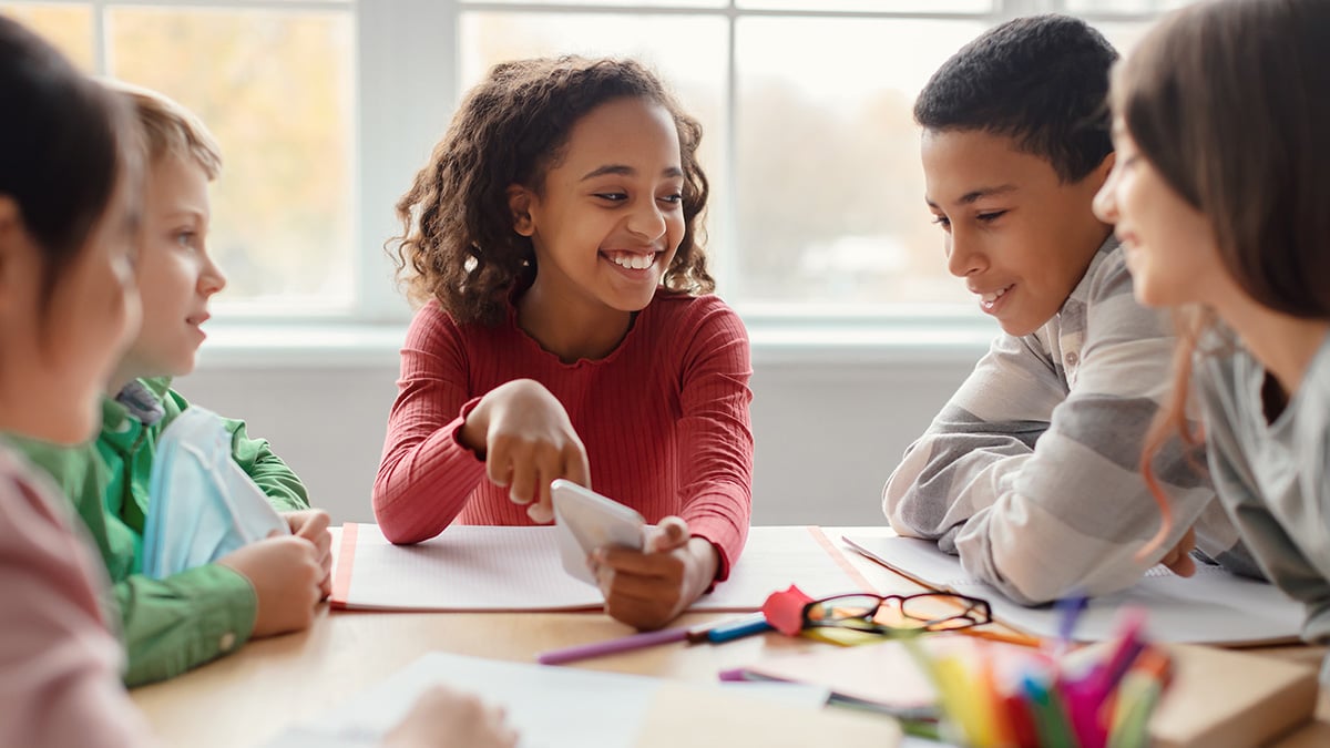 ND-elementary-children-around-a-table.jpg